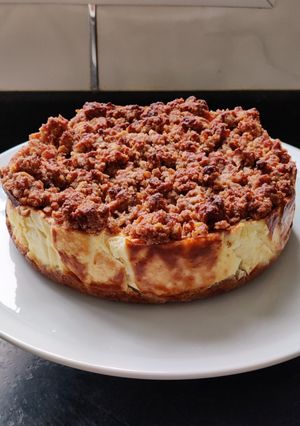 A picture of Keto Pecan Cheesecake.