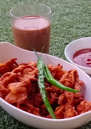 A picture of Onion fritters.