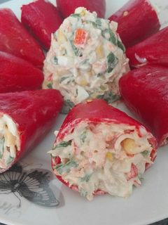 Una foto de Pimientos del piquillo rellenos fríos