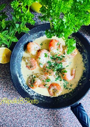 Óriás garnéla tejszínesen recept fotója