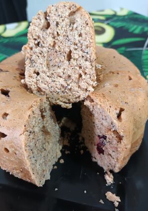 Una foto de Budín 💯Integral con Arándanos y Amapolas #delantalglobal2024 #olla #rico #fácil #aptodiabeticos