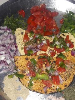 मसाला पापड़ (masala papad recipe in Hindi) रेसिपी मुख्य फोटो