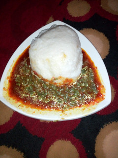 A picture of Tuwon shinkafa stew & guro.