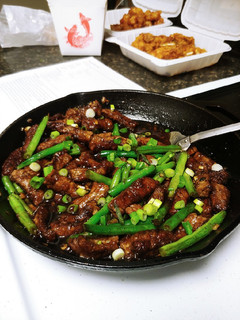 A picture of Mongolian Beef.