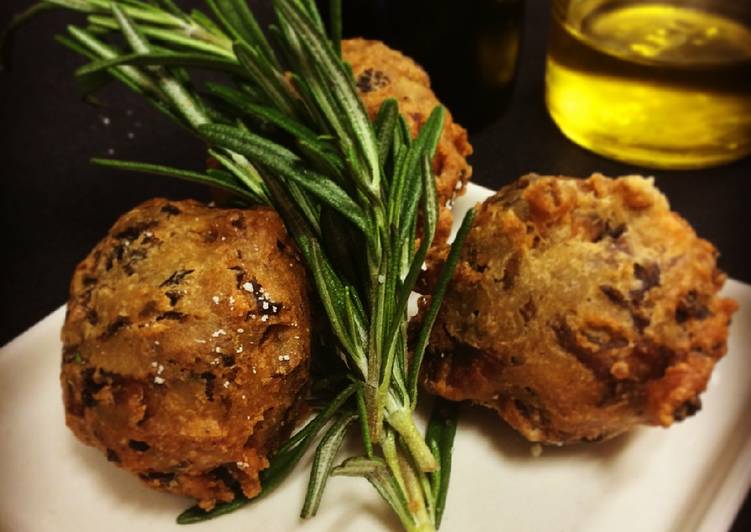 Recipe of Quick Marinated mushroom fritters