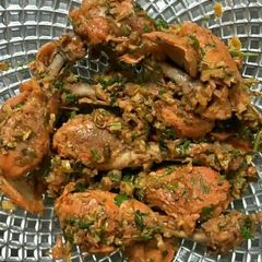 A picture of Coriander chicken.