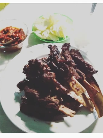 Langkah Gampang Menyiapkan Resep Iga sapi Bakar yang Bikin Ngiler