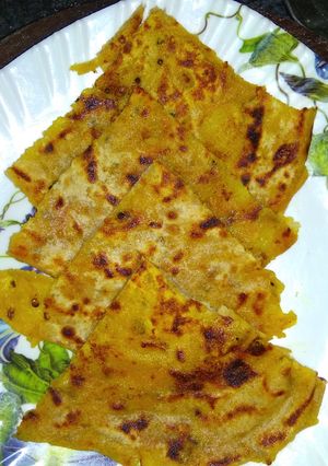 A picture of Aloo Paratha.