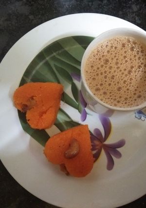 A picture of Ghee rava kesarI.