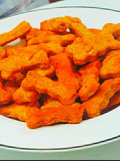 सूजी नमकपारे(Suji namkpare recipe in Hindi) रेसिपी मुख्य फोटो