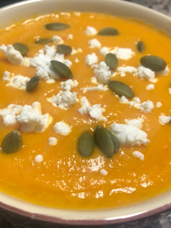Una foto de Puré de calabacín, zanahoria y puerro