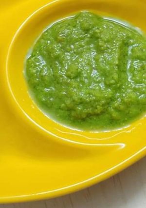 हरी मिर्च की चटनी (hari mirch ki chutney recipe in Hindi) रेसिपी मुख्य फोटो
