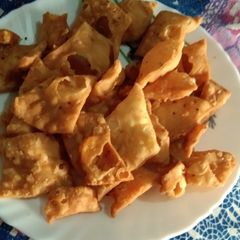 A picture of Homemade Mathri.