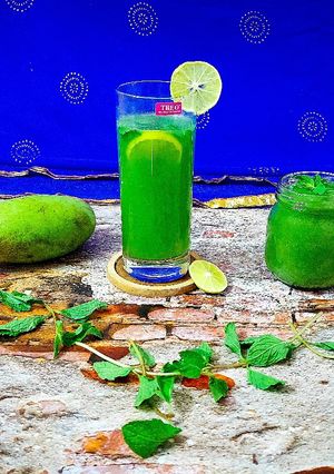 A picture of Aam Panna (Aam Pora Shorbot).