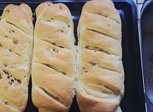 Una foto de Pan Casero con Chicharrón