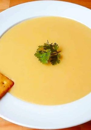 Hình của món SOUP bắp-hạt sen.