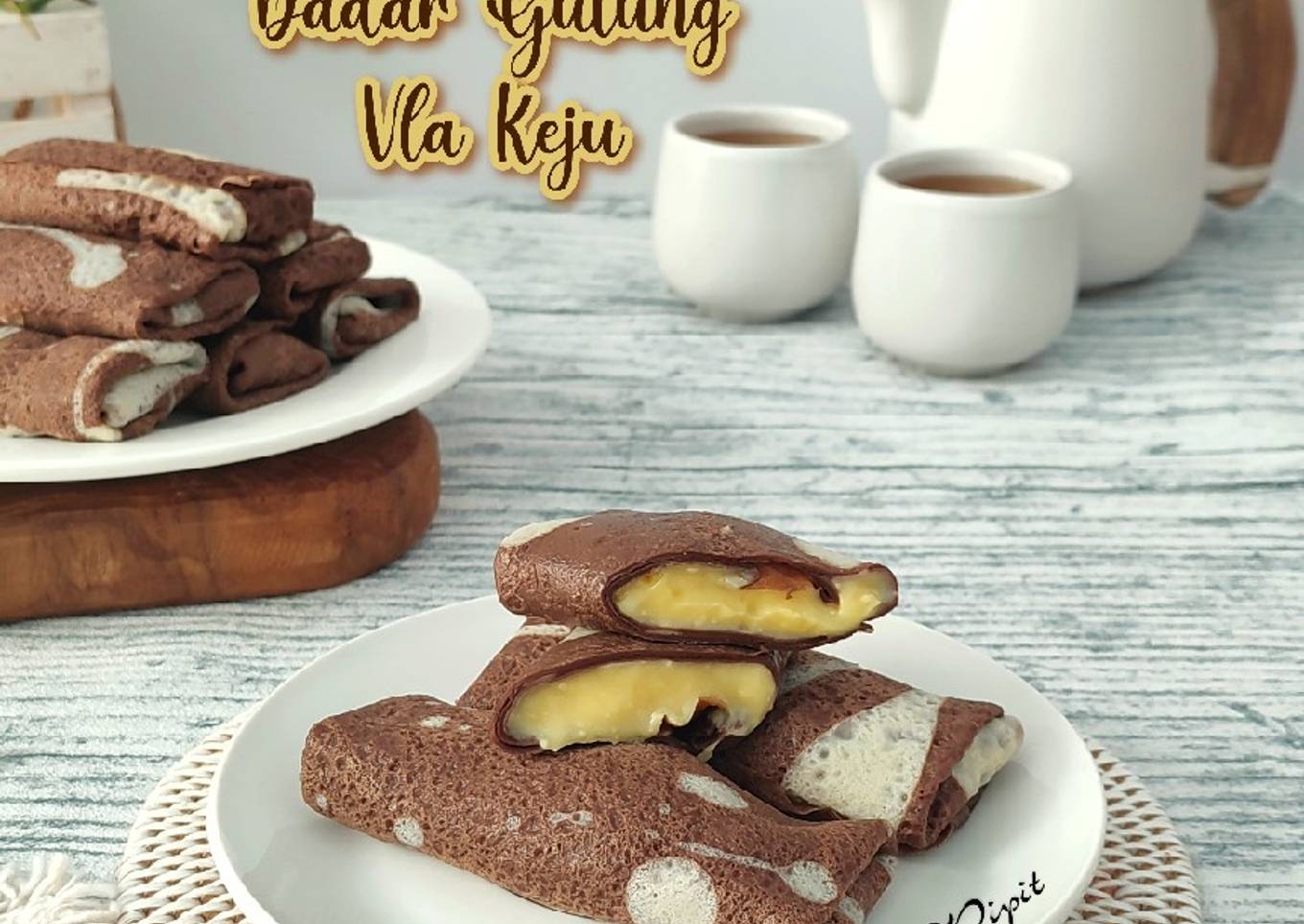 Dadar Gulung isi Vla Keju