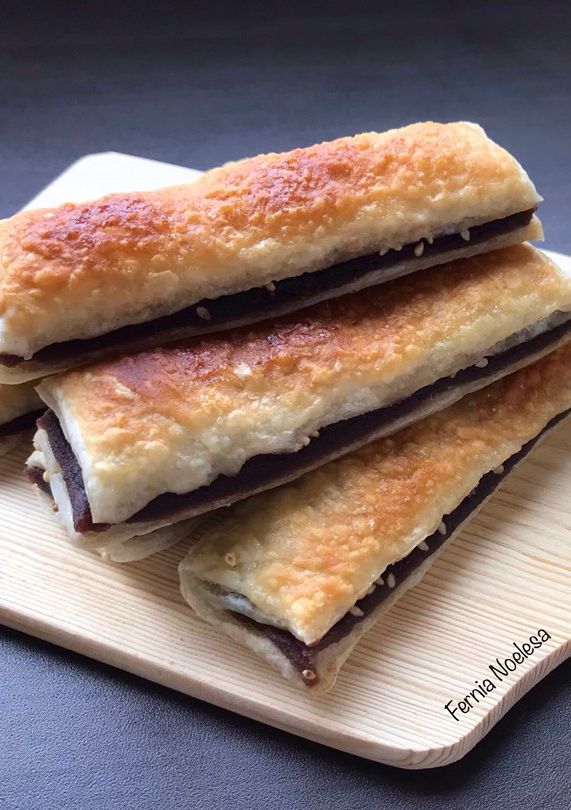 Resep Azuki Puff Pastry Fingers oleh Fernia Noelesa - Cookpad