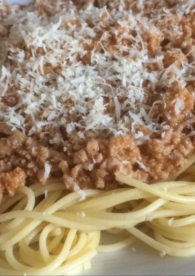 Una foto de Espaguetis boloñesa