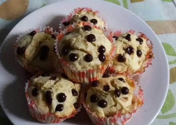 kue muffin pisang simple - resepenakbgt.com