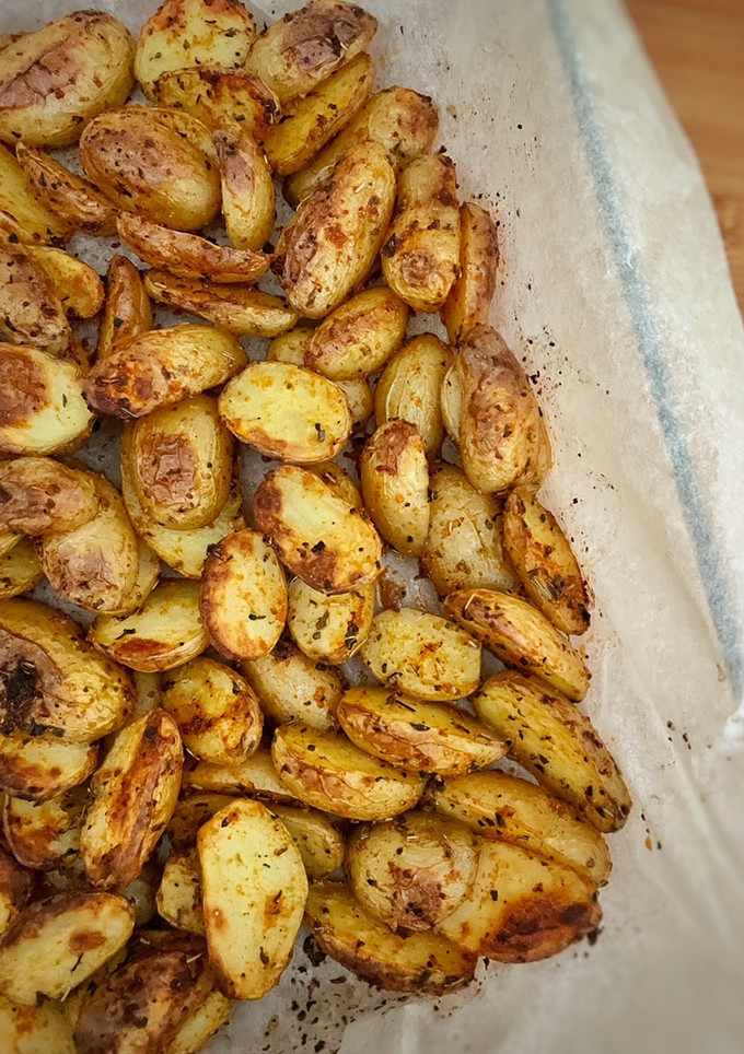 Una foto de Patatas especiadas asadas al horno