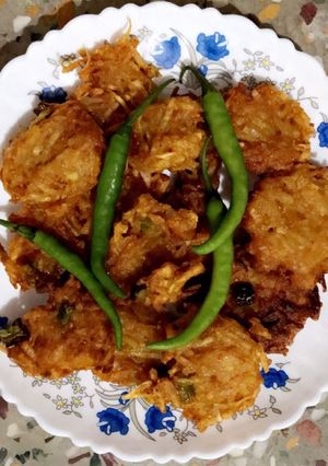 Crispy aloo pakora রেসিপির প্রধান ছবি