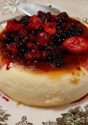 Una foto de Tarta de queso con frutas del bosque light