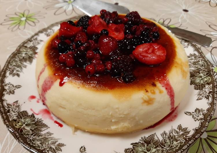 Tarta de queso con frutas del bosque light