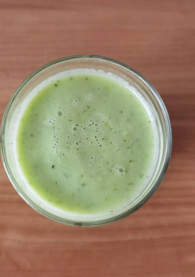 Una foto de Gazpacho de pepino y manzana