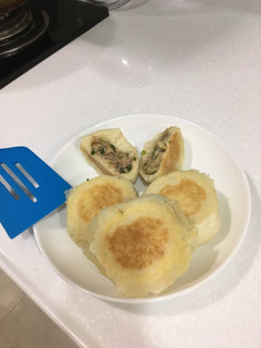 蔥肉水煎包 的食譜成品照片