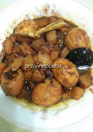 Foto resep Semur Kentang dan Telur