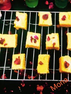 मैसूर पाक (Mysore pak recipe in Hindi) रेसिपी मुख्य फोटो