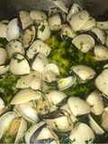 Almejas al ajillo