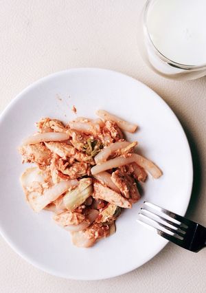 รูปของ เส้นบุกผัดอกไก่ใส่ไข่ซอสมะเขือเทศ #อาหารคลีน #อาหารสุขภาพ