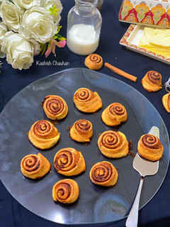 A picture of Easy Cinnamon Rolls.