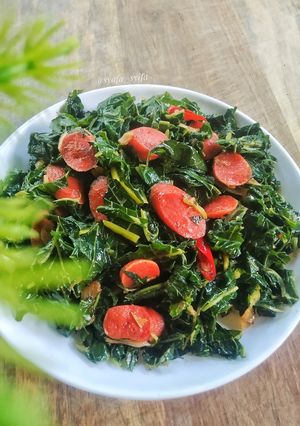 Foto resep Tumis Daun Pepaya Sosis