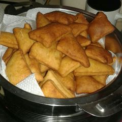 A picture of Cinnamon mandazi.