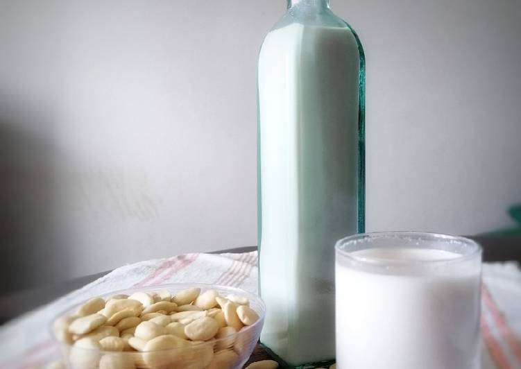 How to Prepare Ultimate Latte di mandorle