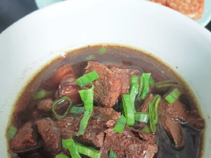 Langkah Mudah untuk Menyiapkan Resep Rawon Sapi Jawa Timur Anti Ribet, Menggugah Selera