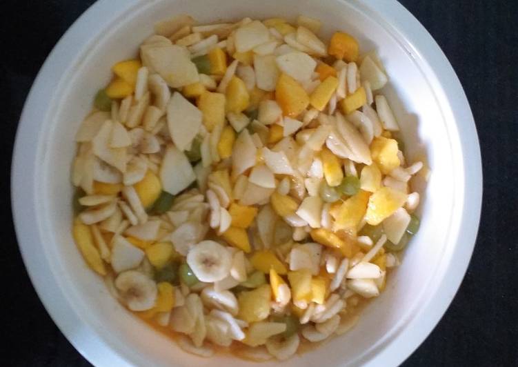 Easiest Way to Prepare Ultimate Healthy fruit Salad 🍌🍎🍇🍑