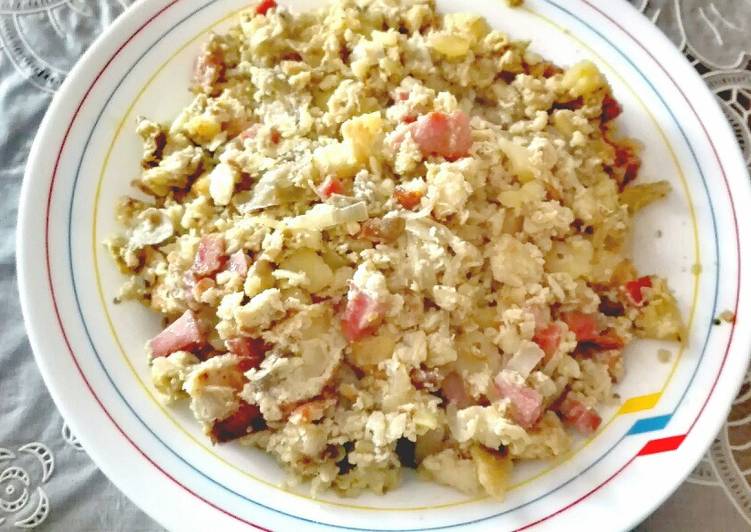 Bacalao rehogado con huevo y berenjenas al horno