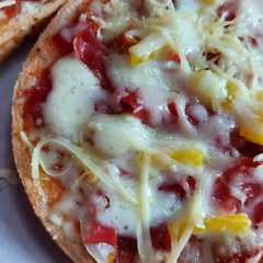 รูปของ Pizza roti tawar 5 menit