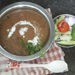 A picture of Dal makhani.