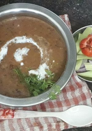 A picture of Dal makhani.