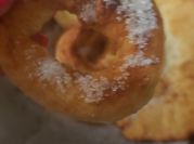 Una foto de donas al horno