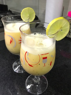 Una foto de Maracuyá sour