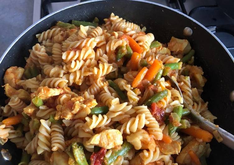 How To Make  Pasta jollof