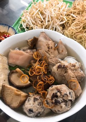 Hình của món Bún mọc giò heo.
