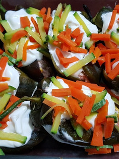 Una foto de Chiles fríos rellenos de atún