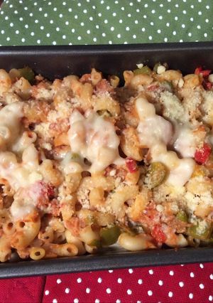 Una foto de Macarrones con atún y queso gratinados al horno